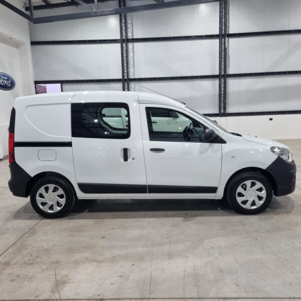 Renault Kangoo Express 1.6 Confort SCE 5 Asientos (L18) - Image 4