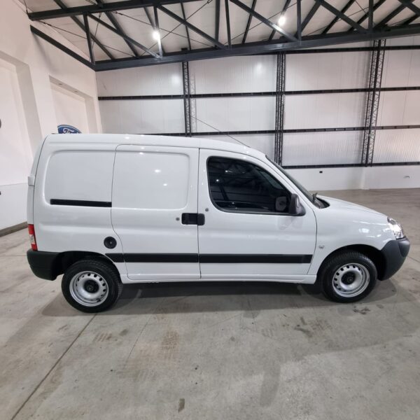 Citroen Berlingo Furgon 1.6i Business (L23) - Image 4