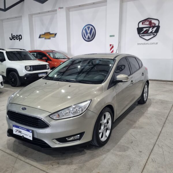 Ford Focus III 2.0 5ptas SE Plus Powershift (L15)