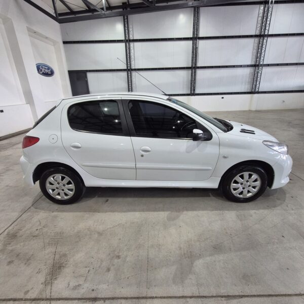 Peugeot 207 Compact 1.9d 5ptas XS 70cv - Image 4