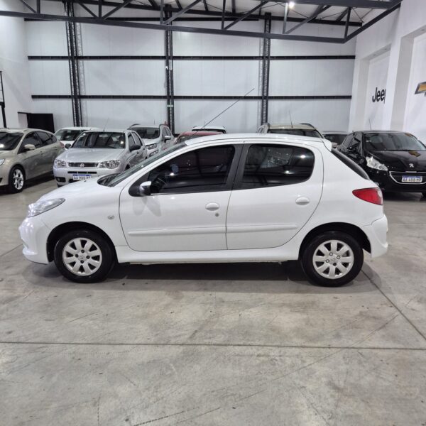 Peugeot 207 Compact 1.9d 5ptas XS 70cv - Image 9