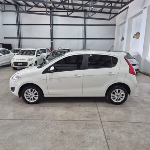 Fiat Nuevo Palio 1.4 5ptas Attractive TOP (L15) - Image 9