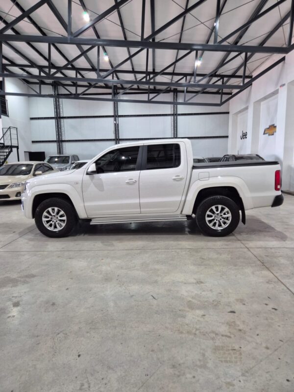 Volkswagen Amarok (L20) 3.0TD 4x4 C/D AT Comfortline V6 258cv - Image 9