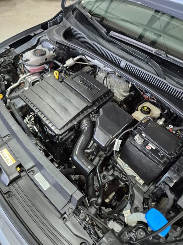 Volkswagen Polo 1.6 MSI Trendline (L22) - Image 14