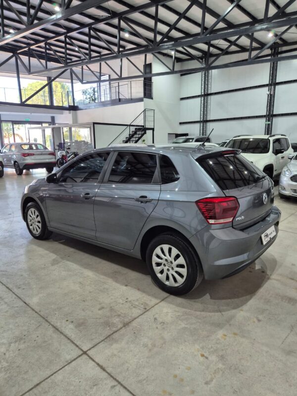 Volkswagen Polo 1.6 MSI Trendline (L22) - Image 8