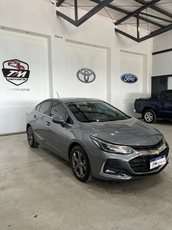 Chevrolet Cruze II LTZ 1.4T AT 4ptas 153cv - Image 3