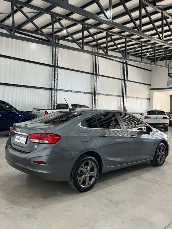 Chevrolet Cruze II LTZ 1.4T AT 4ptas 153cv - Image 5