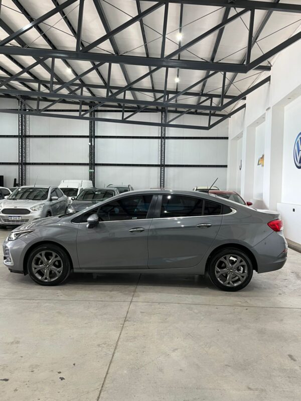Chevrolet Cruze II LTZ 1.4T AT 4ptas 153cv - Image 9