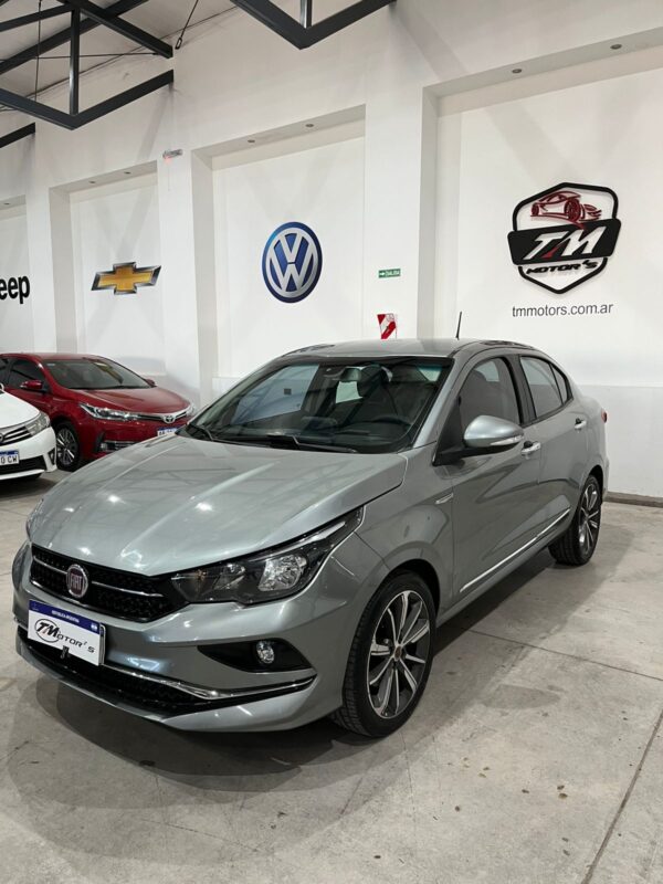 Fiat Cronos 1.8 Precision