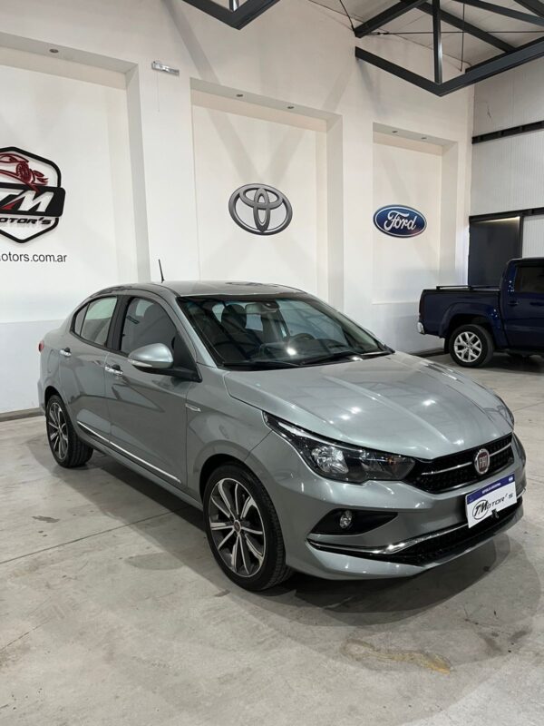 Fiat Cronos 1.8 Precision - Image 3