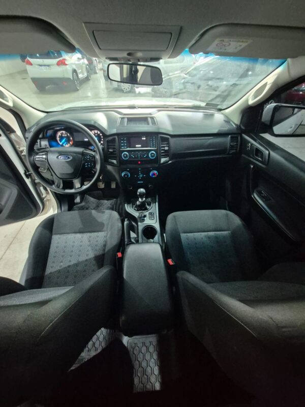 Ford Ranger (L19) 2.2 TDI CD 4x4 XL - Image 12