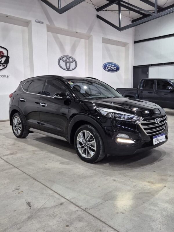 Hyundai Tucson 2.0 4x4 Premium AT (L16) - Image 3