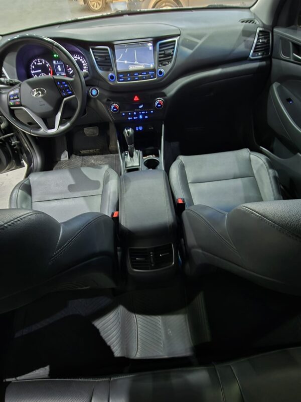 Hyundai Tucson 2.0 4x4 Premium AT (L16) - Image 12