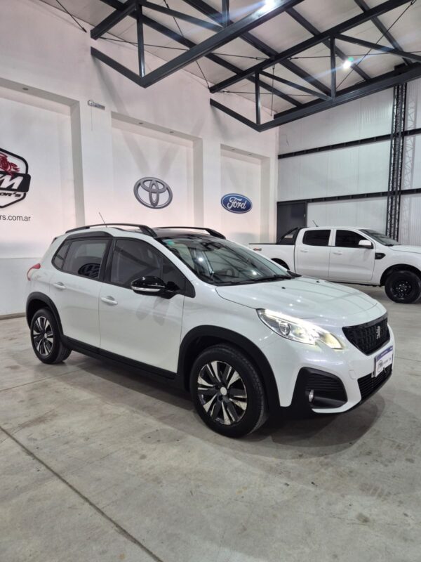 Peugeot 2008 1.6 Feline 115cv (L19) - Image 3