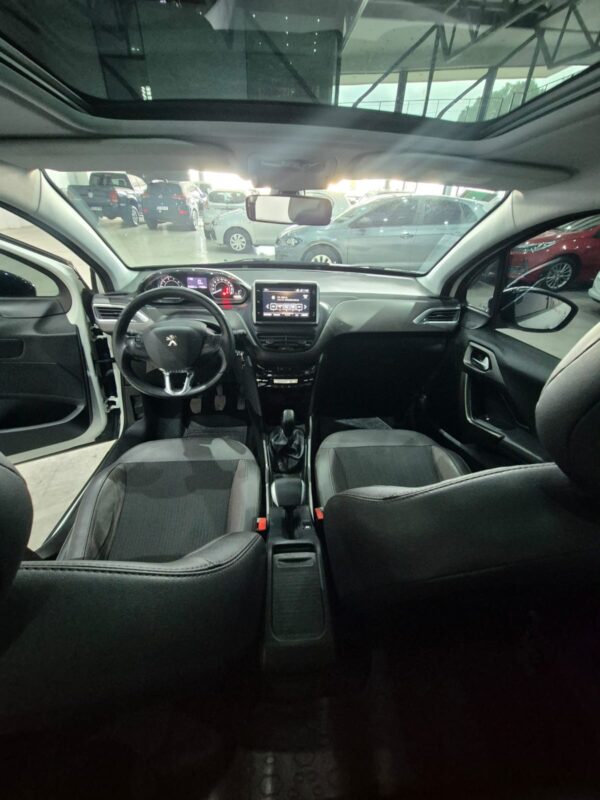 Peugeot 2008 1.6 Feline 115cv (L19) - Image 12