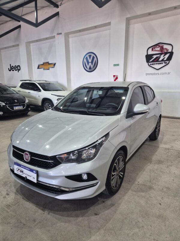 Fiat Cronos 1.8 Precision