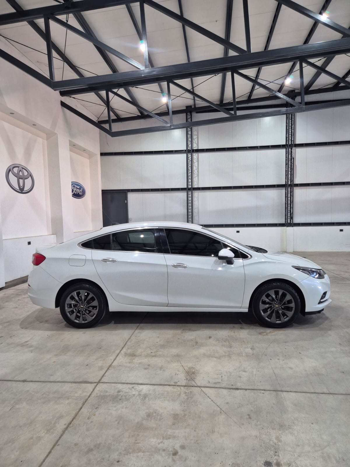 Chevrolet Cruze II LTZ 1.4T 4ptas 153cv - Image 4