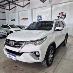 Toyota Hilux SW4 TDI SR (L16)