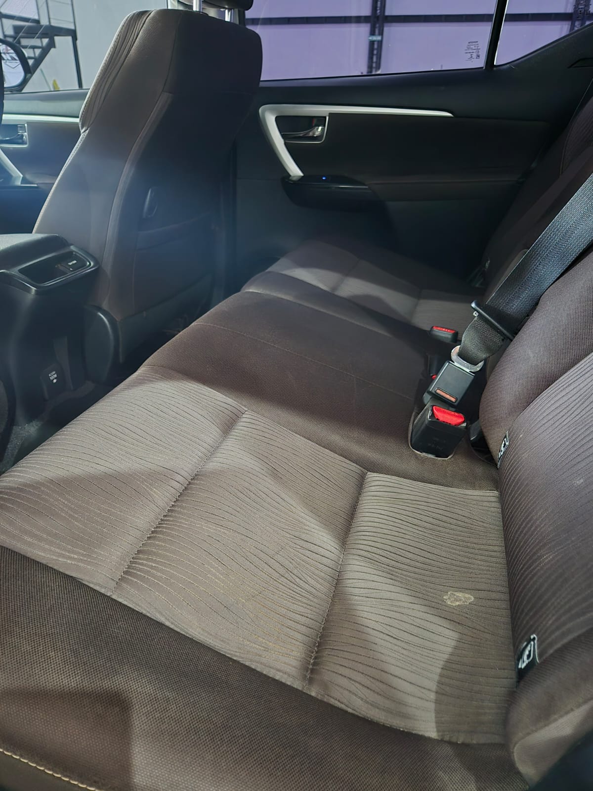 Toyota Hilux SW4 TDI SR (L16) - Image 13