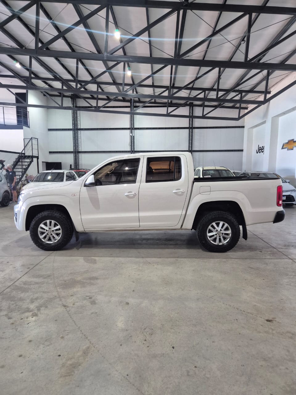 Volkswagen Amarok (L17) 2.0TD 4x2 CD Trendline 140cv - Image 9