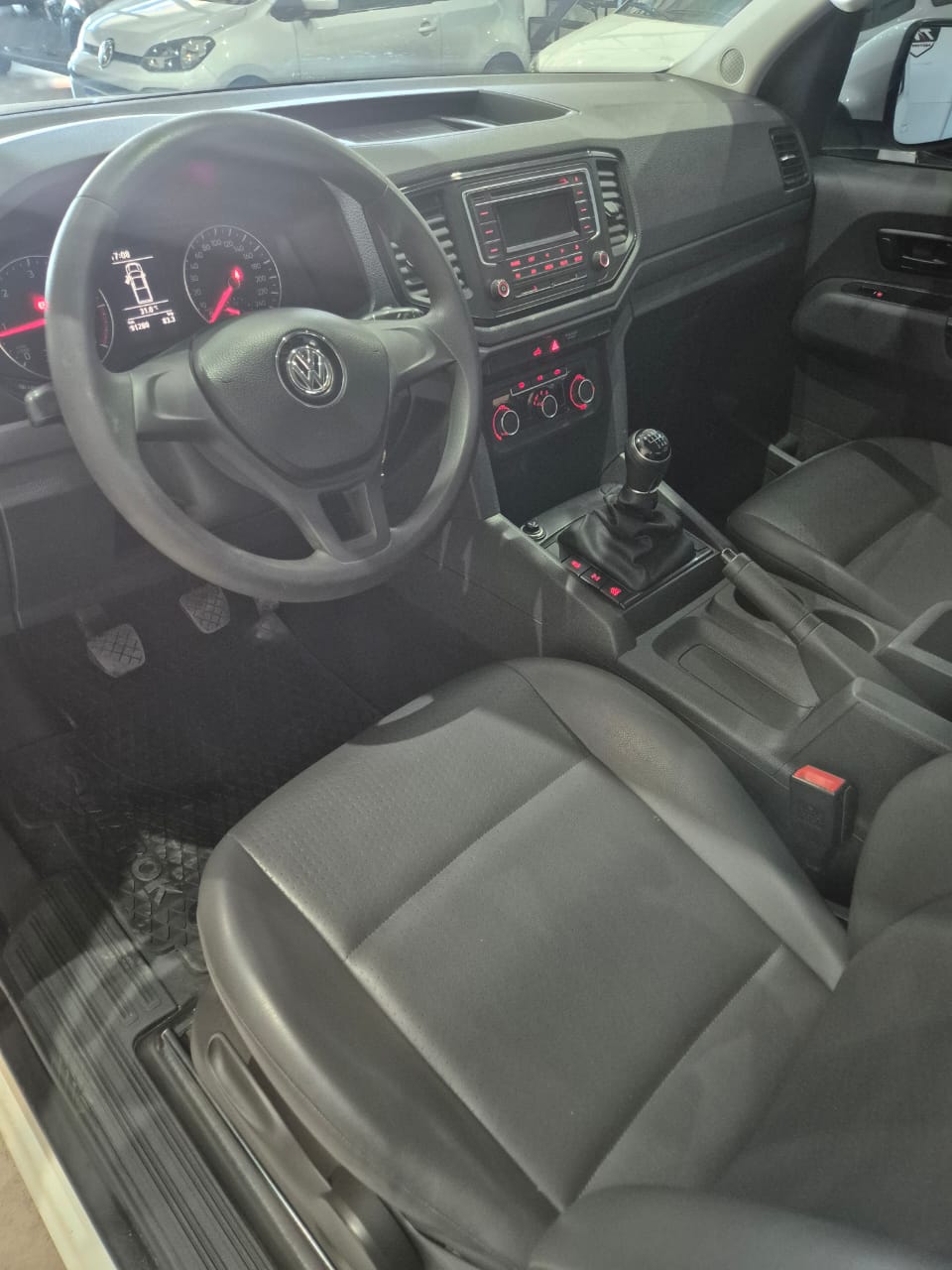 Volkswagen Amarok (L17) 2.0TD 4x2 CD Trendline 140cv - Image 10