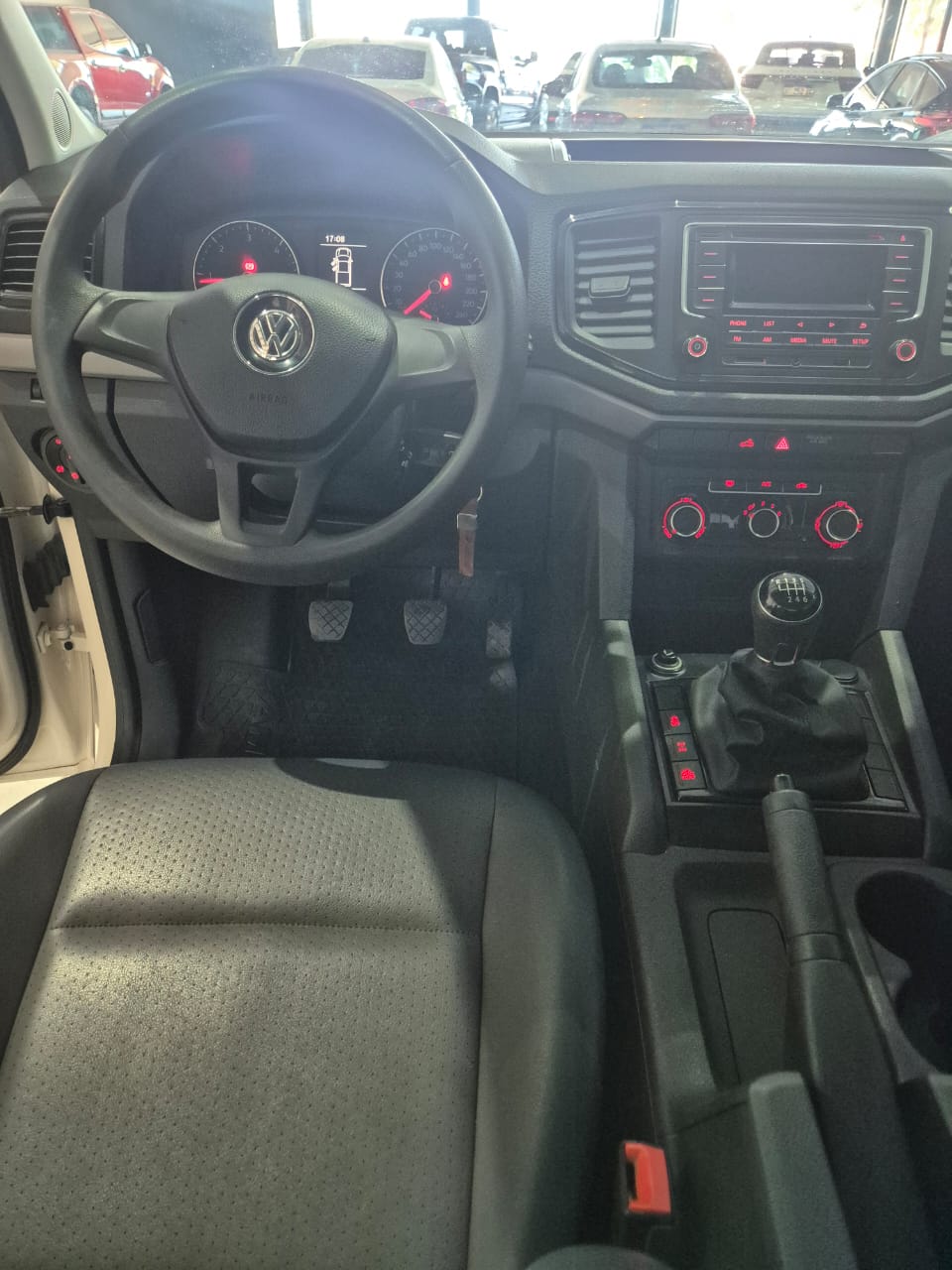 Volkswagen Amarok (L17) 2.0TD 4x2 CD Trendline 140cv - Image 11