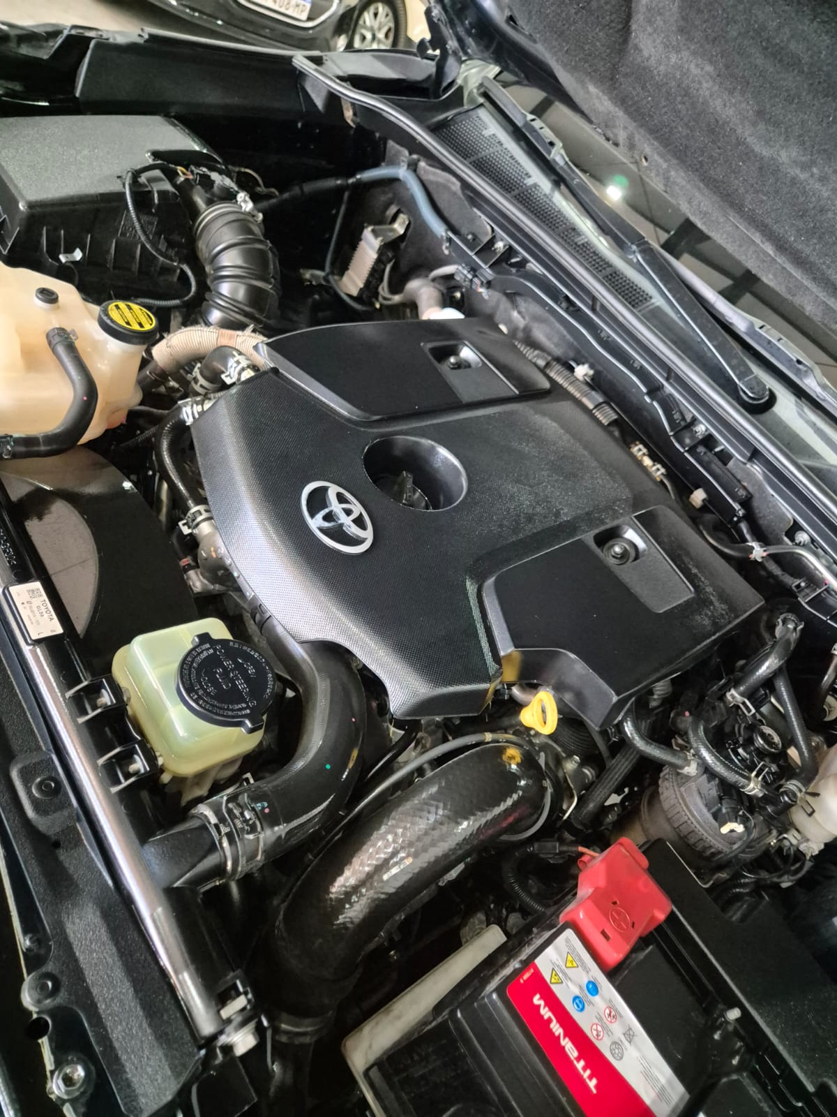 Toyota Hilux (L16) 2.8 C/D 4x4 TDI SRX AT 177cv - Image 14