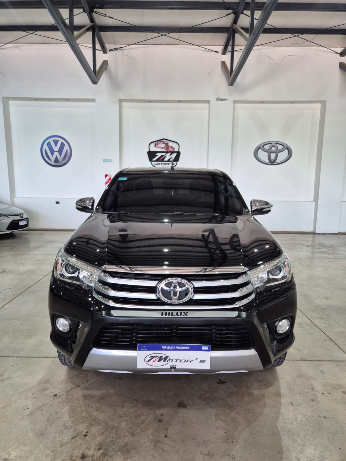 Toyota Hilux (L16) 2.8 C/D 4x4 TDI SRX AT 177cv - Image 2