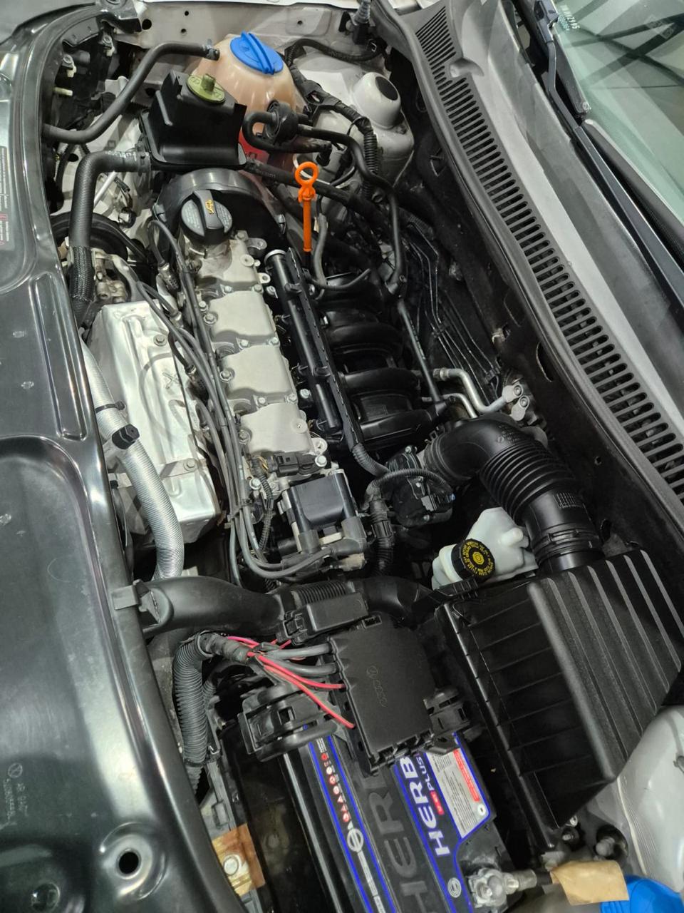 Volkswagen Suran Cross 1.6 Highline (L14) - Image 14