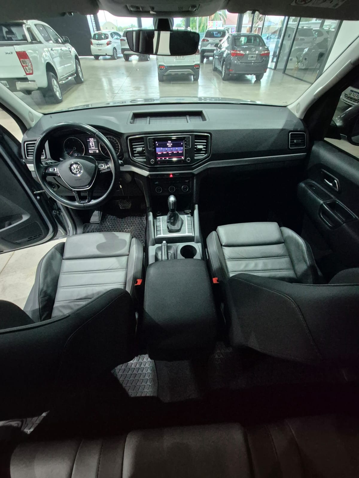 Volkswagen Amarok (L17) 2.0TD 4x2 C/D Highline AT 180cv - Image 4