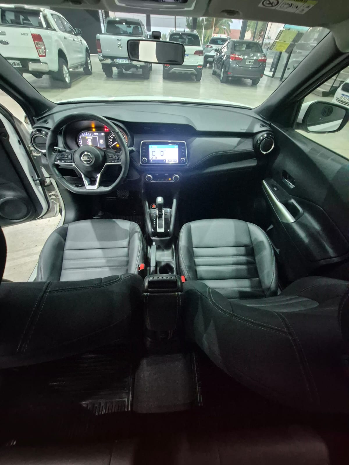 Nissan Kicks 1.6 Exclusive CVT - Image 3