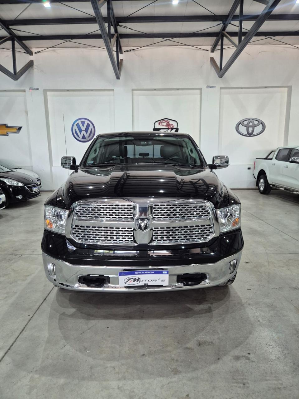 RAM 1500 Laramie 5.7 4x4 C/D - Image 2