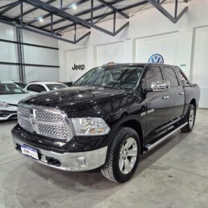 RAM 1500 Laramie 5.7 4x4 C/D