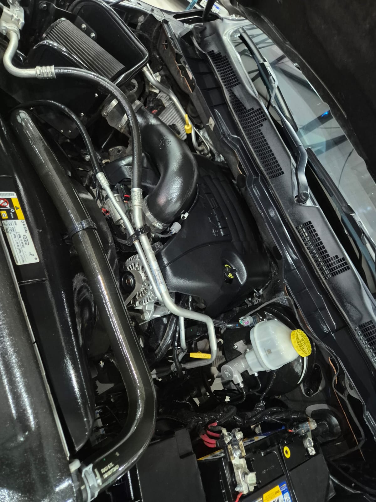 RAM 1500 Laramie 5.7 4x4 C/D - Image 12