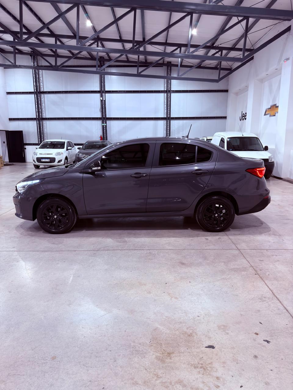 Fiat Cronos 1.3 Drive Pack Plus CVT (L25) - Imagen 8