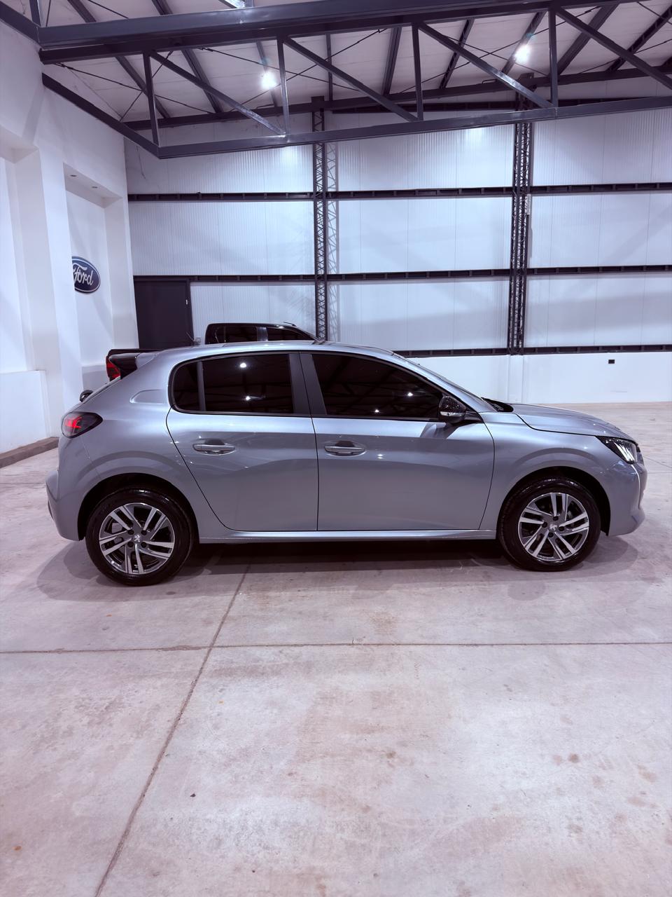 Peugeot 208 1.6 Feline Tiptronic 115cv (L20) - Image 4