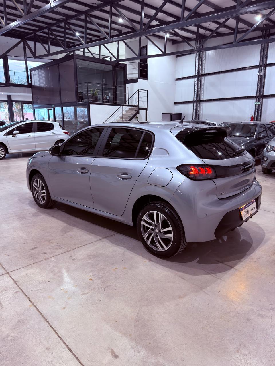 Peugeot 208 1.6 Feline Tiptronic 115cv (L20) - Image 7