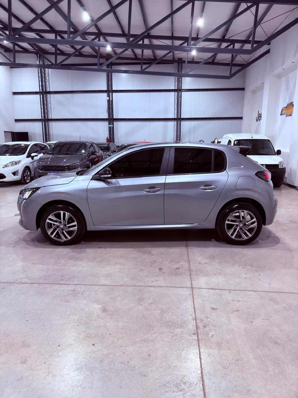 Peugeot 208 1.6 Feline Tiptronic 115cv (L20) - Image 8