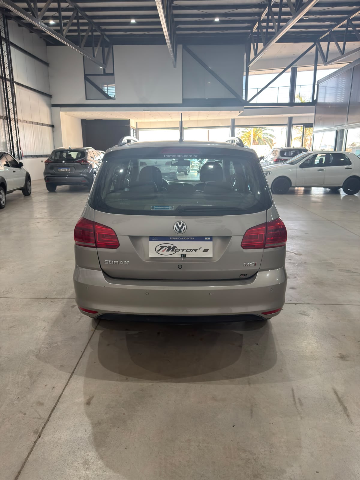 Volkswagen Suran 1.6 Highline (L15) - Image 9