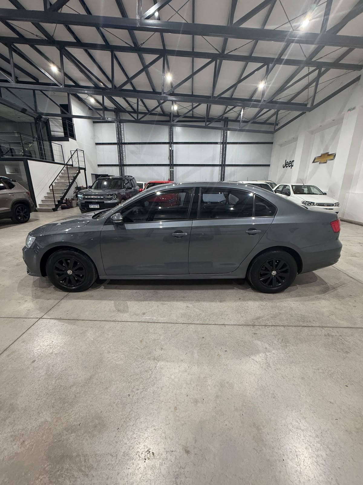 Volkswagen Vento 2.0 8V Advance 115cv (L15) - Imagen 7