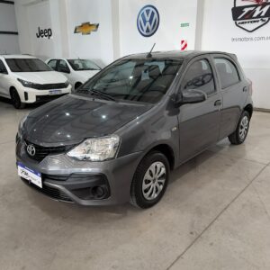 Toyota Etios 1.5 5ptas X 6MT (L18)