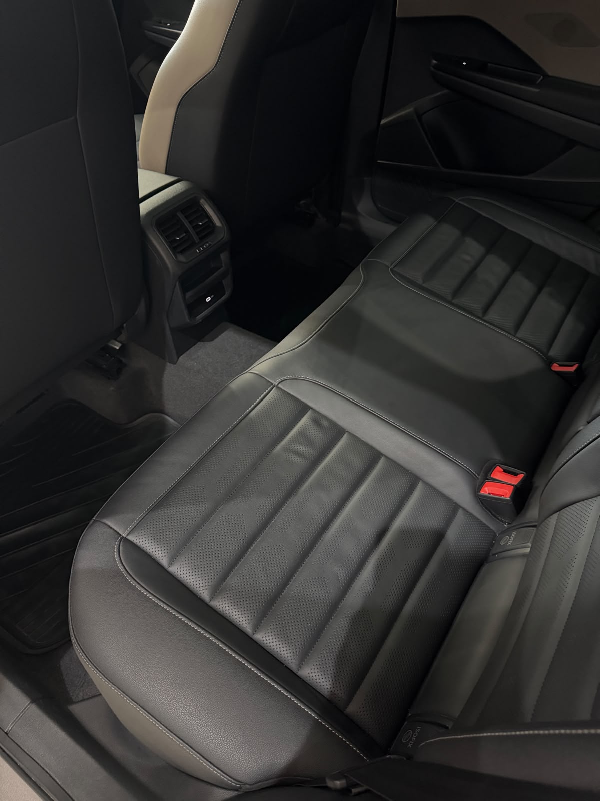 Volkswagen Taos 1.4 250 TSI Hero - Imagen 7