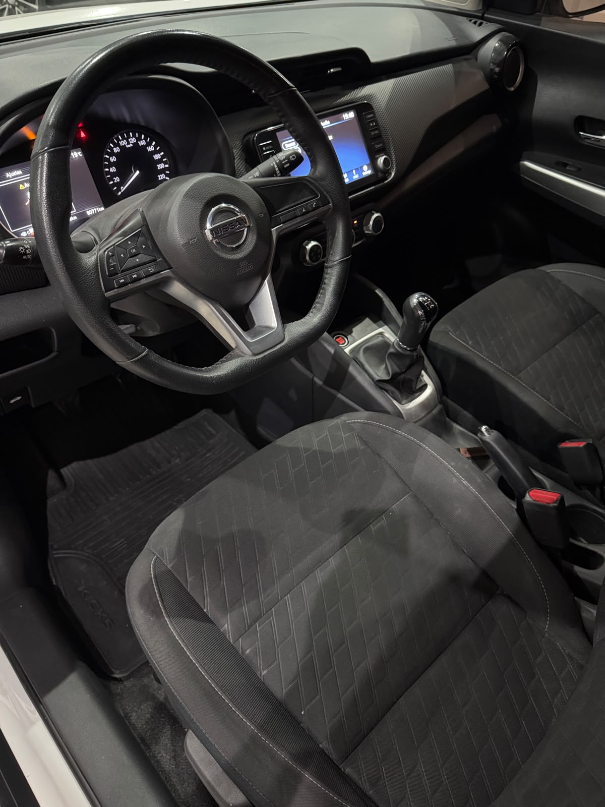 Nissan Kicks 1.6 Advance (L22) - Imagen 14