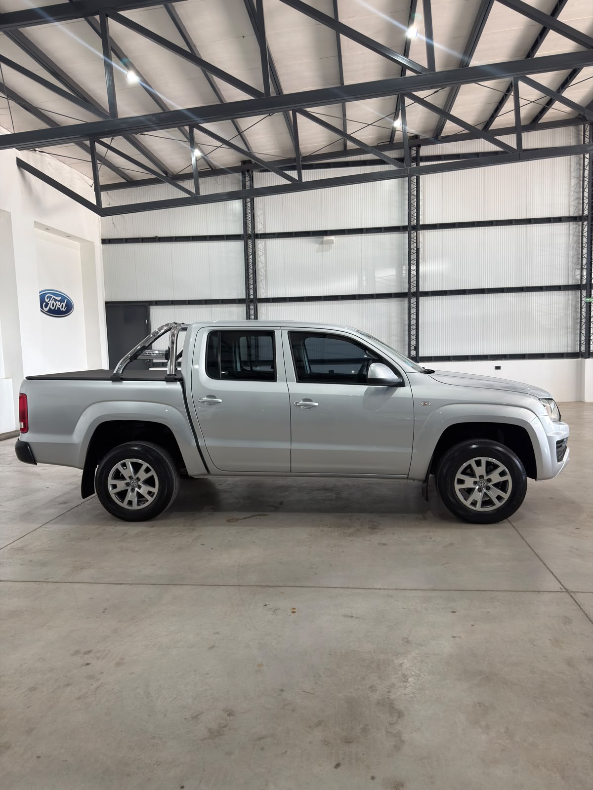 Volkswagen Amarok (L16) 2.0TD 4x2 C/D Comfortline AT 180cv - Imagen 4