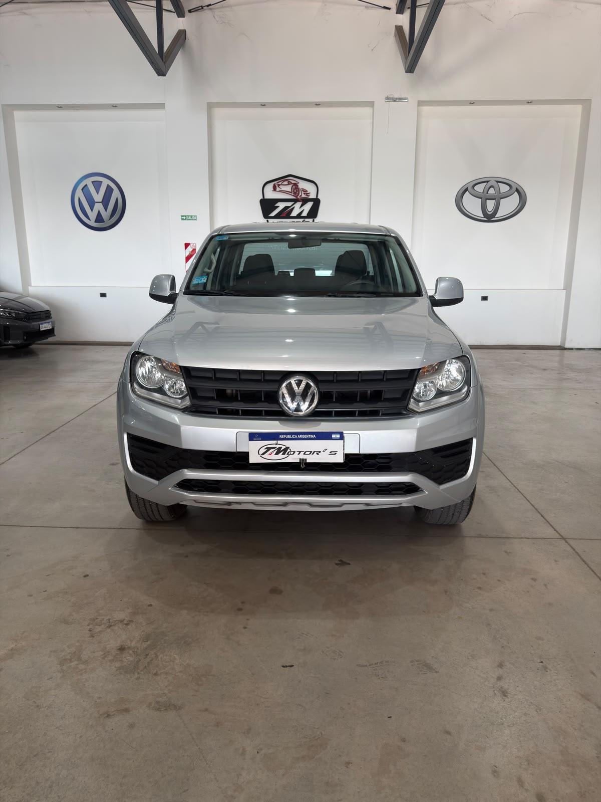 Volkswagen Amarok (L16) 2.0TD 4x2 C/D Comfortline AT 180cv - Imagen 2