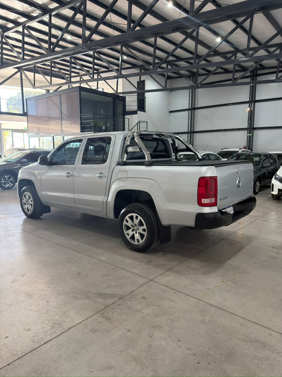 Volkswagen Amarok (L16) 2.0TD 4x2 C/D Comfortline AT 180cv - Imagen 7