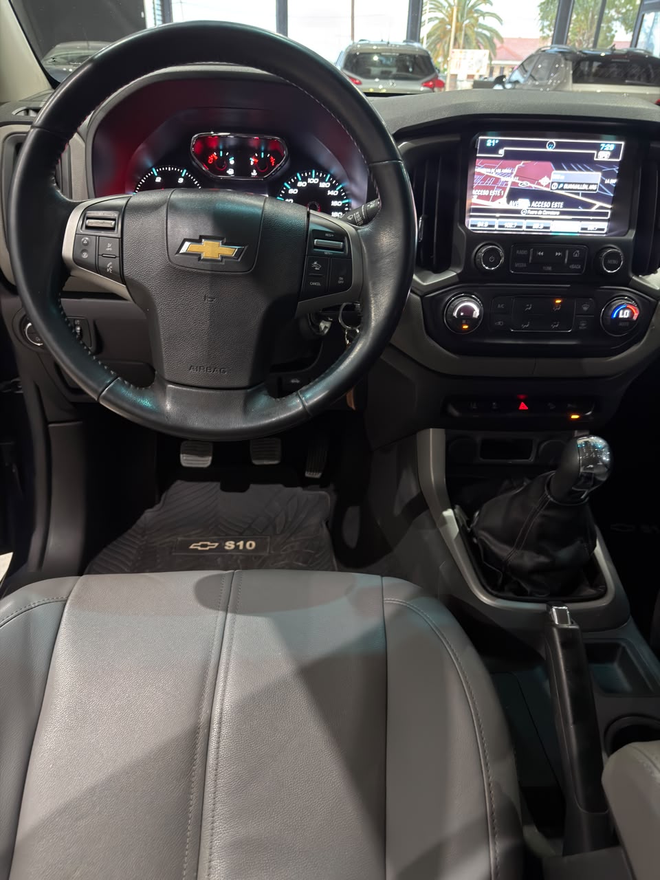 Chevrolet S10 High Country 2.8 TD 4x2 C/D 100 Years 180cv (L17) - Imagen 5