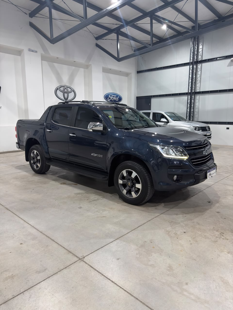 Chevrolet S10 High Country 2.8 TD 4x2 C/D 100 Years 180cv (L17) - Imagen 9